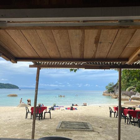 Empire Hotels & Resorts Kampong Pasir Hantu Bagian luar foto