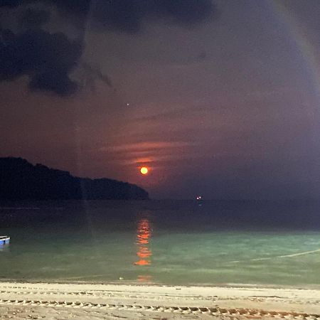 Empire Hotels & Resorts Kampong Pasir Hantu Bagian luar foto