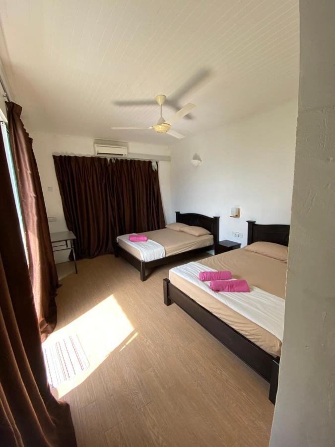 Empire Hotels & Resorts Kampong Pasir Hantu Bagian luar foto
